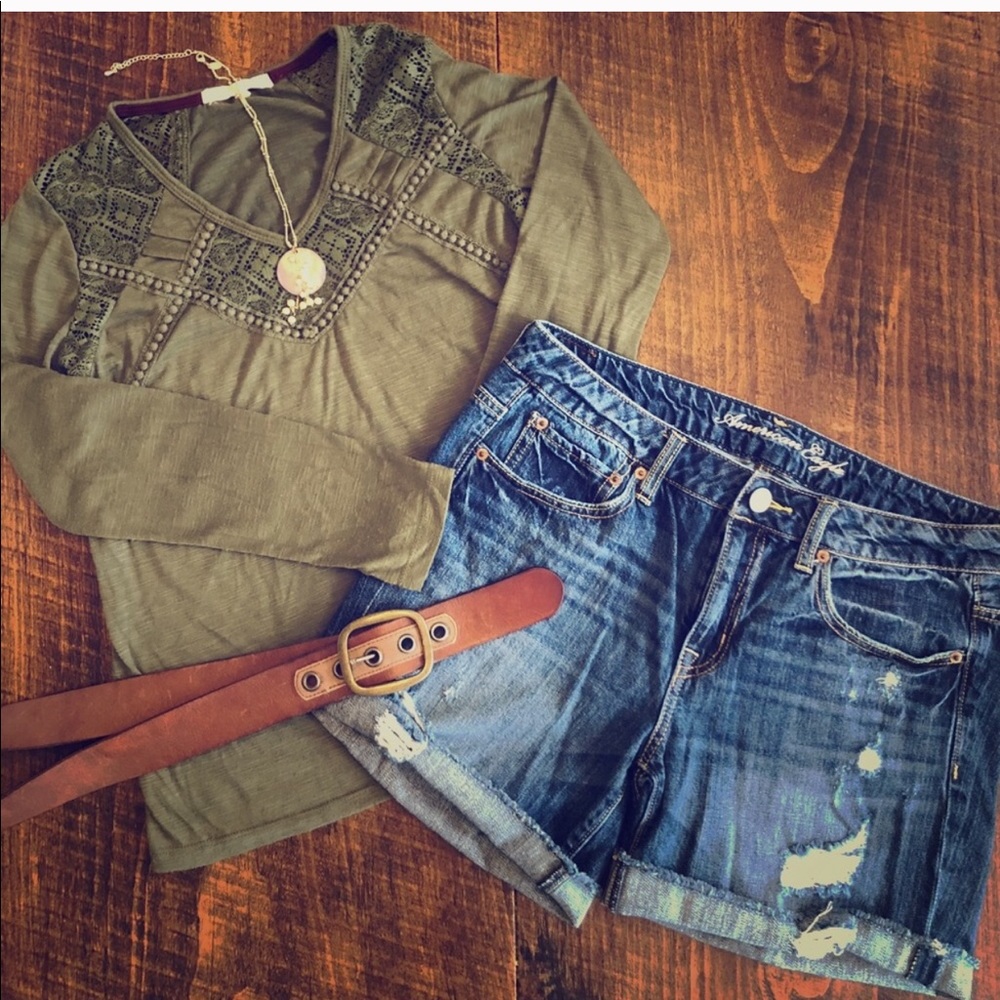 Hint of Mint Top with lace detail